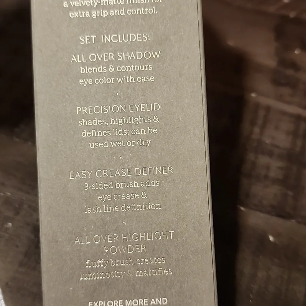Complex Culture 4 Piece Eyeshadow Brush Set
